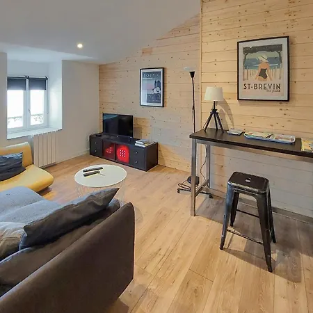 Appartement Stunning In With Kitchen *